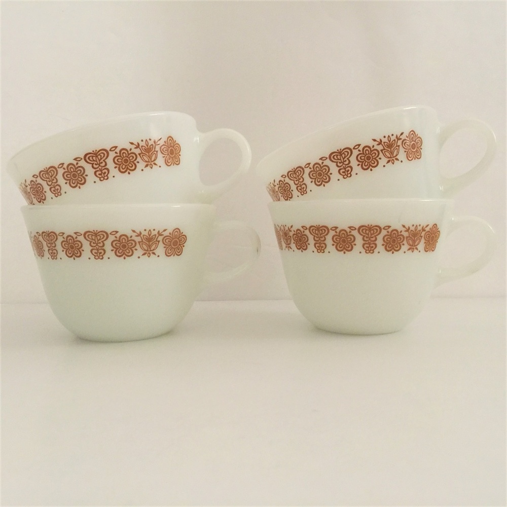 4 Pyrex Corning Butterfly Gold Coffee Tea Cups